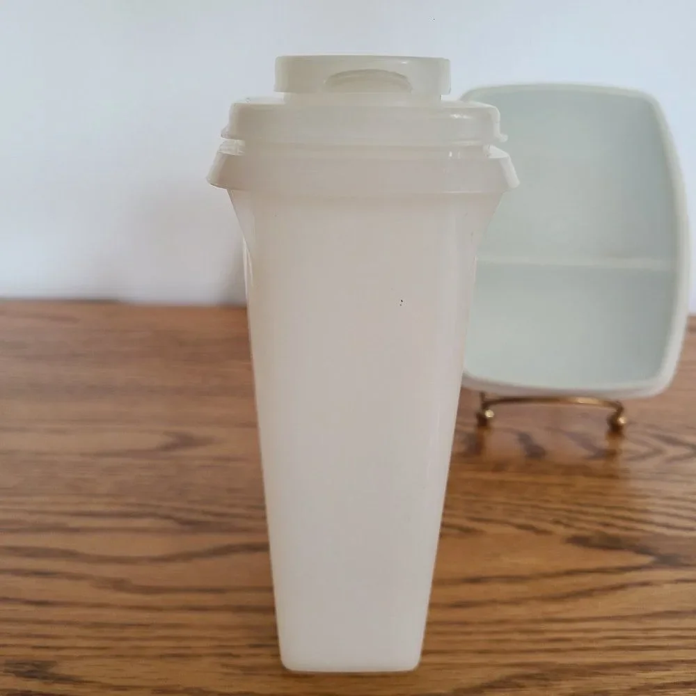 Tupperware Duo - Jr Store N Pour Cereal and Lid PLUS Slim Packette Divided Lunch